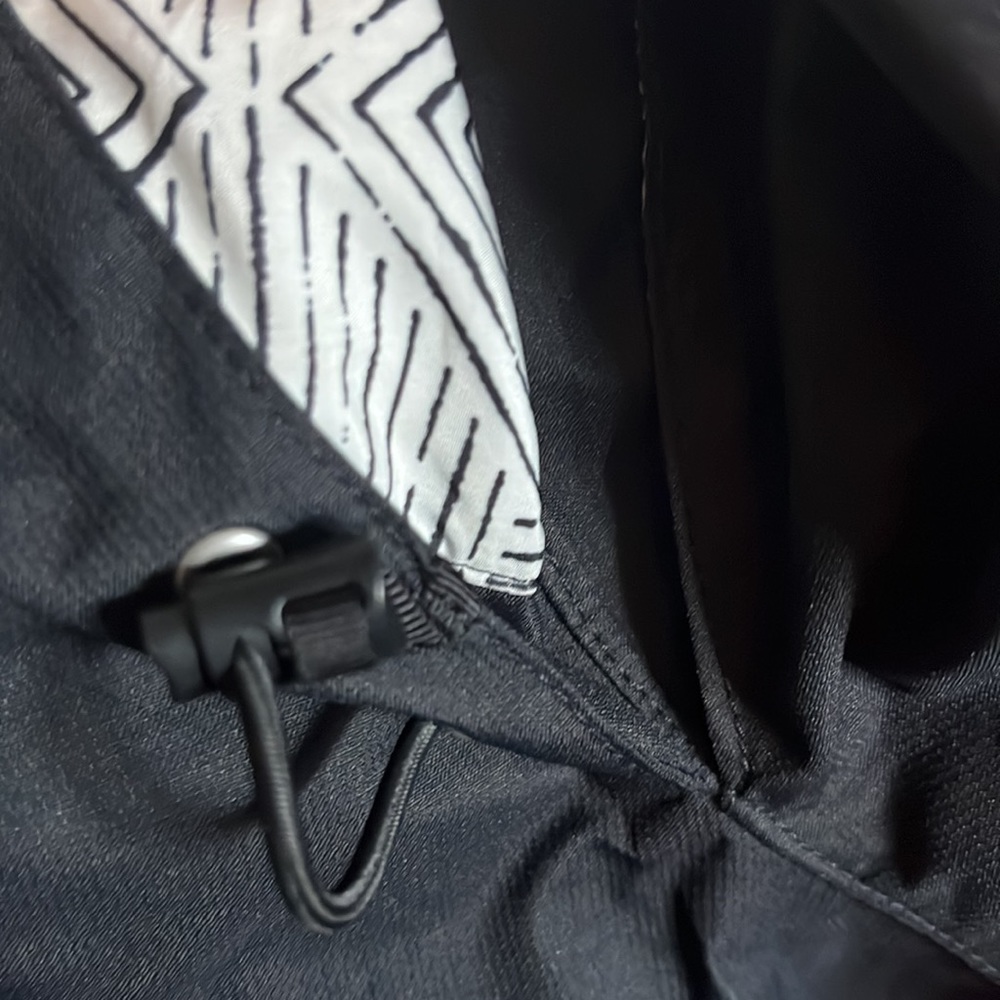 Northface rainproof jacket - Picture 9 of 10
